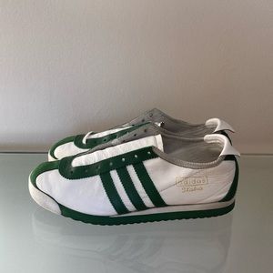 Vintage 2001 Adidas Italia leather sneakers